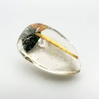 Quarz mit Einschl&uuml;ssen Goldrutil, Tropfenkabochon, Brasilien, 19 x 11 x 7 mm, 12.09 ct