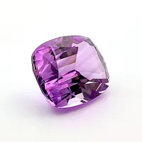Amethyst cushion, 12 x 10 x 7 mm, 6.30 ct, IF