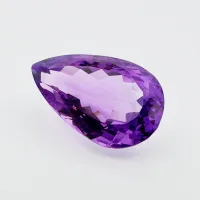 Am&eacute;thyste poire, 22 x 13 x 10 mm, 17.65 ct