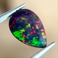 Opale &eacute;thiopienne Noir, Pear, Treated, 1.23 ct