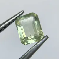 Sapphire Light Green, Heated, Octagonal, Thailand, 0.69 ct