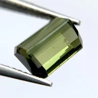 Turmalin Gr&uuml;n, achteckig, Nigeria, 8 x 6 x 4 mm, 1,97 ct