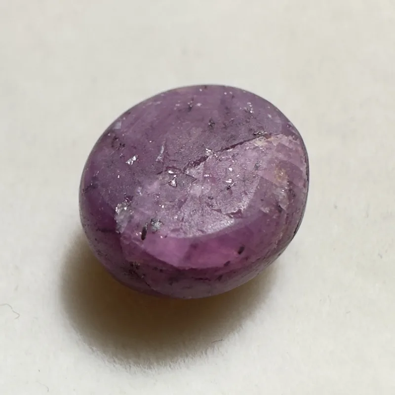 Star Ruby Pinkish Red, Cabochon, Madagascar, 10 x 8 x 6 mm, 6.40 ct