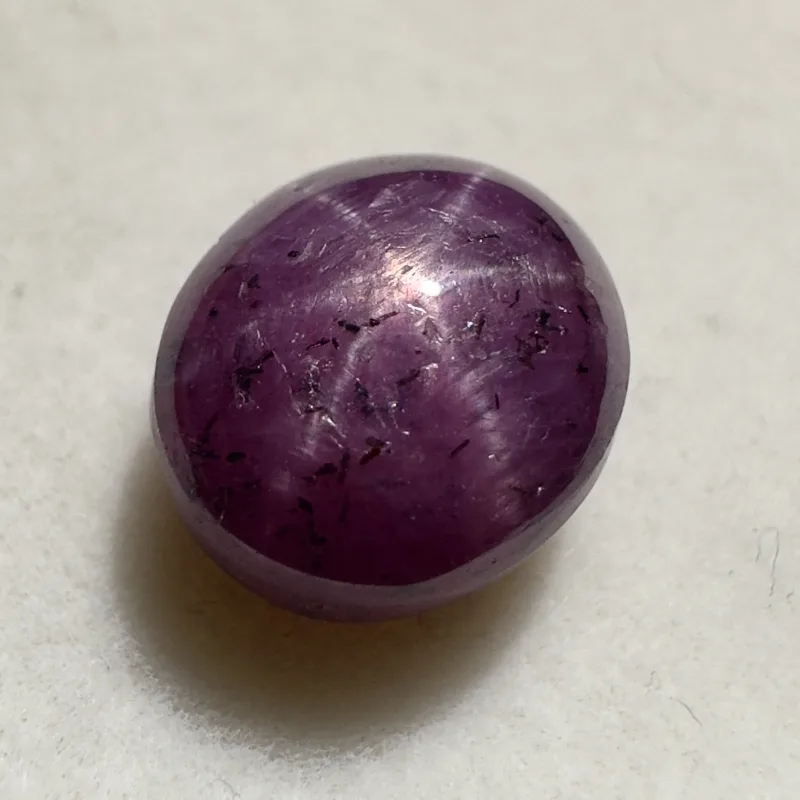 Star Ruby Pinkish Red, Cabochon, Madagascar, 10 x 8 x 6 mm, 6.40 ct
