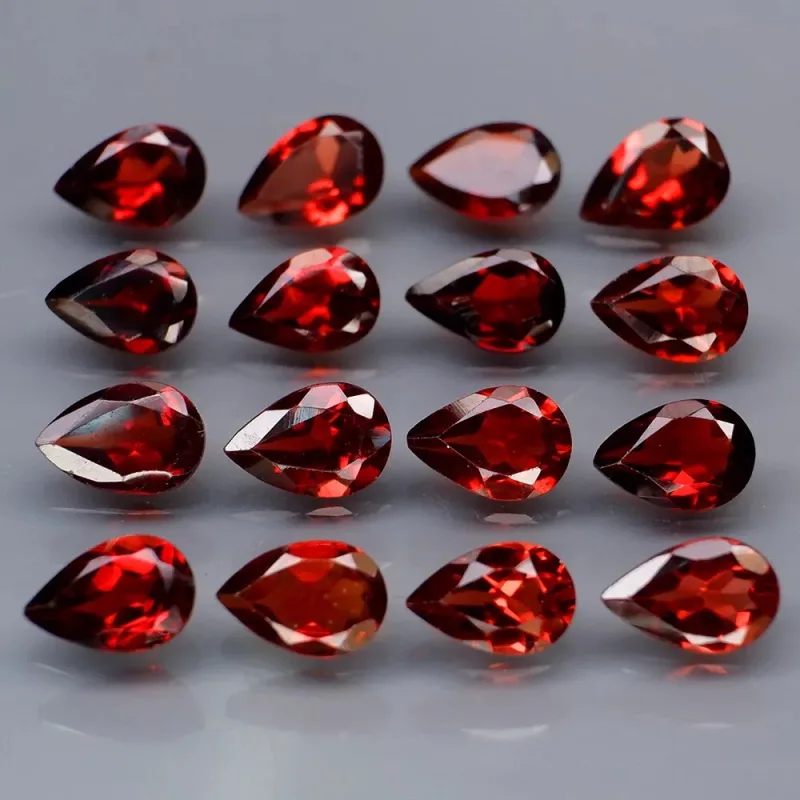 Almandin-Granat Birne, 16 St&uuml;ck, 6 x 4 mm, 7,32 ct