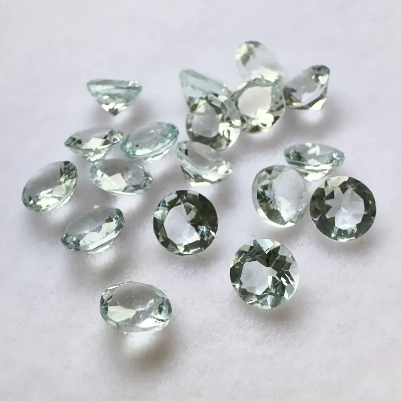 Aquamarin rund, 4 x 4 mm, 4.30 ct, Brasilien, 18 St&uuml;ck