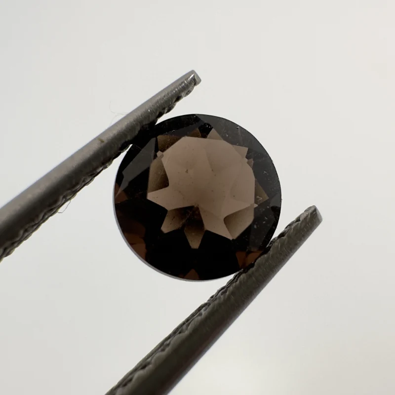 Rauchquarz rund, Brasilien, 6 mm, ~0,73 ct