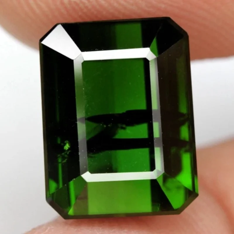 Tourmaline Green, octagonal, Mozambique, 14 x 10 x 7 mm, 11.91 ct