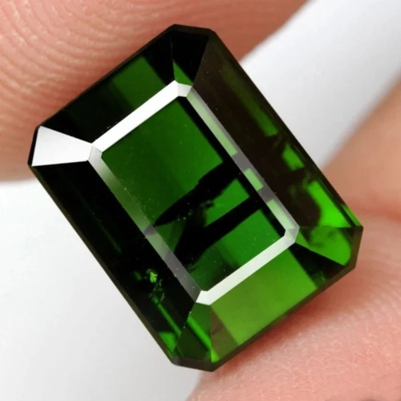 Tourmaline Green, octagonal, Mozambique, 14 x 10 x 7 mm, 11.91 ct