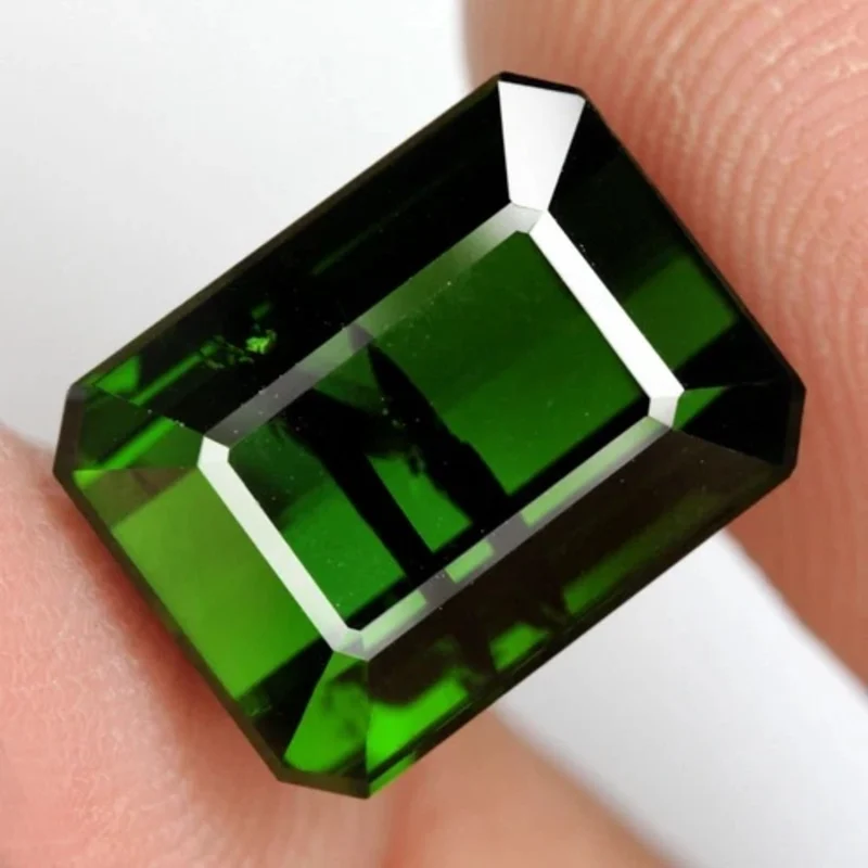 Tourmaline Green, octagonal, Mozambique, 14 x 10 x 7 mm, 11.91 ct