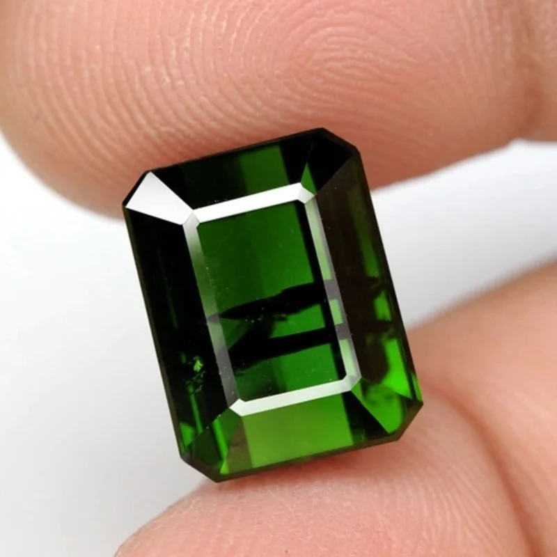 Tourmaline Green, octagonal, Mozambique, 14 x 10 x 7 mm, 11.91 ct