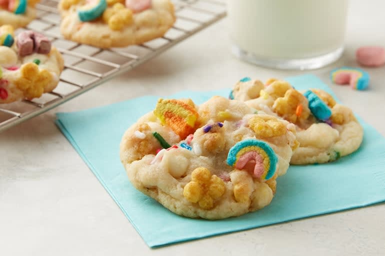Magically Delicious Lucky Charms™ Cereal Cookie