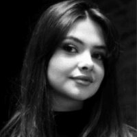 Photo portrait N&B Mathilde Dedieu