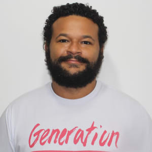 Miguel Azevedo headshot