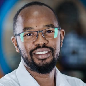 Kim Matu headshot