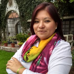 Alma Acosta headshot
