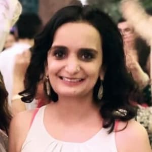 Hajira Hamid headshot