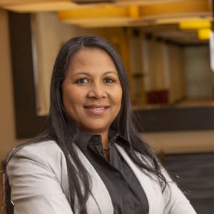 Donna Toney headshot