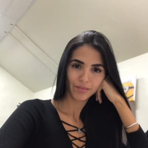 Luiza Rodrigues headshot