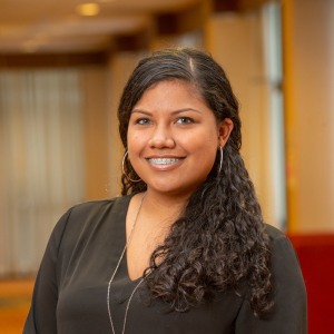 Linnette M. Ostos-Cordoba headshot