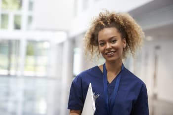 débuter dans le secteur de la santé