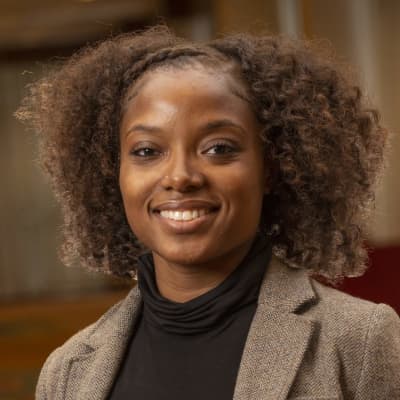 Rose-Farrah Armand headshot