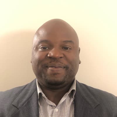 Lionel Davis headshot