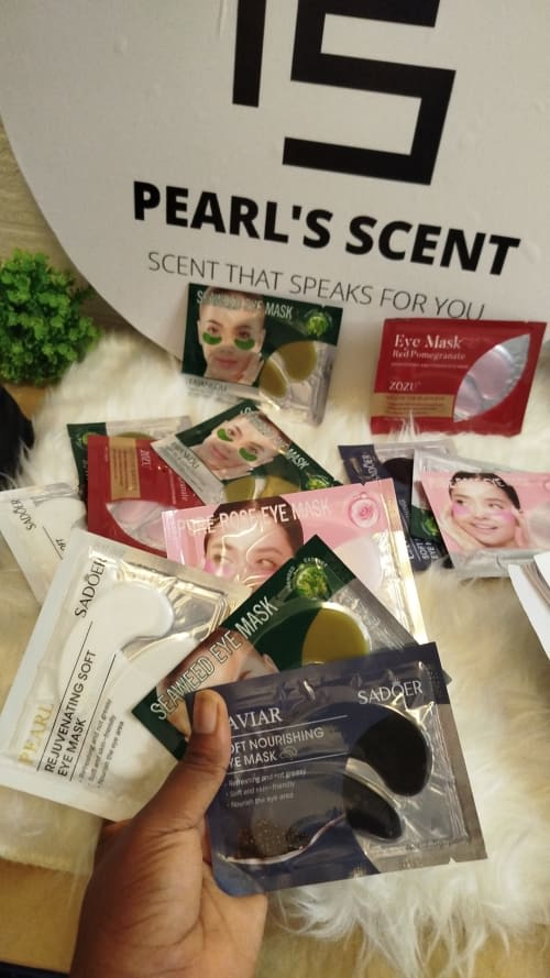 Under eye mask