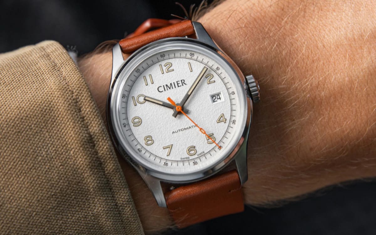 Is This the Perfect Everyday Swiss Watch Under $1,000?