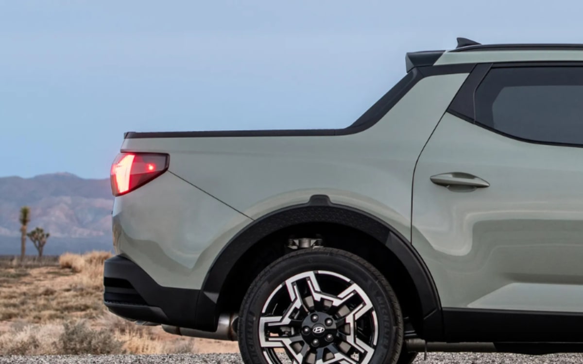 Hyundai Patents Removable Roof Design for Trucks