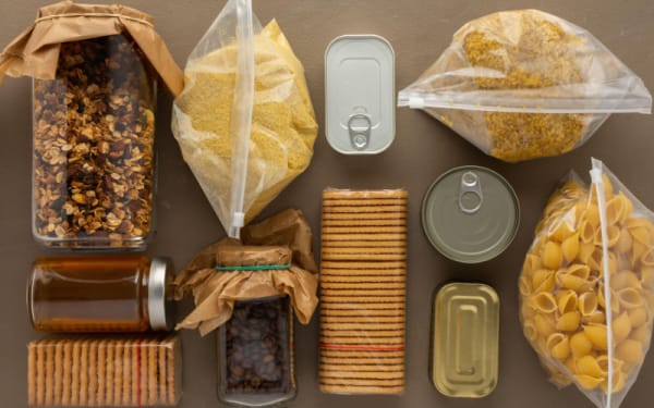 How to Build a Long-Term Food Stockpile on a Budget