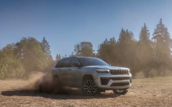 Hurricane Unleashed: 2026 Jeep Grand Cherokee Roars Ahead