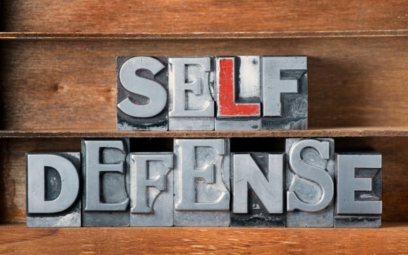 10 Simple Self Defense Tools To Carry While Outdoors