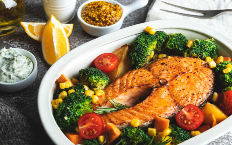 Salmon with Sweet Potato and Steamed Broccoli