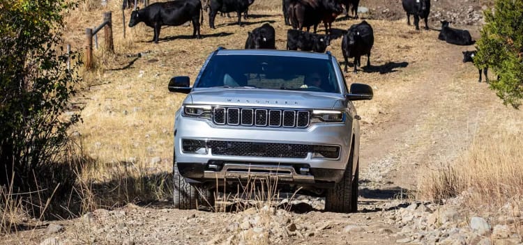 2025 Jeep Wagoneer Overland - Photo 2