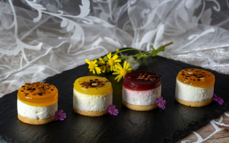 Junior’s Mini Cheesecakes