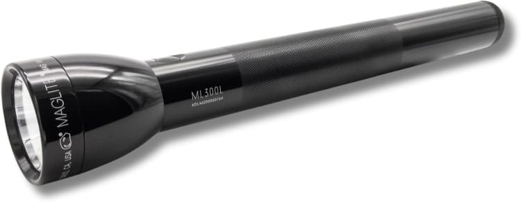 Heavy-Duty Flashlight That Takes a Beating