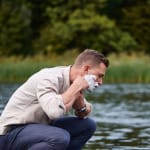 Barbere medhårs eller mothårs?