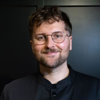 Meet our barber Simon