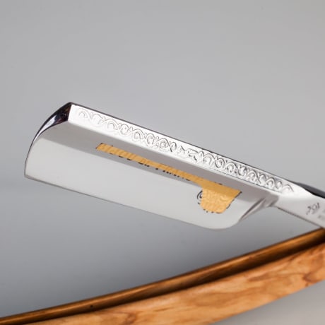 Thiers-Issard Sabatier Razor Olivewood Bird Bijou De France