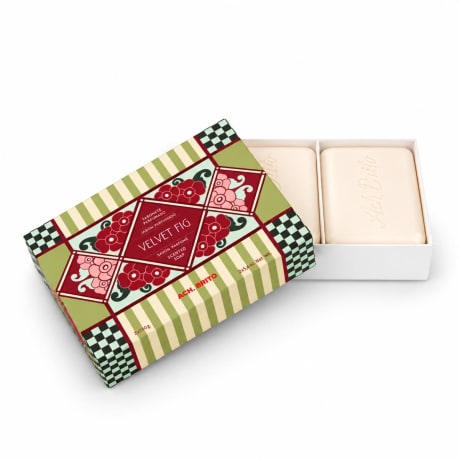 Ach. Brito (Velvet Fig) soap box with retro design, 2 x 160 g bars, nestled in cream-colored open box