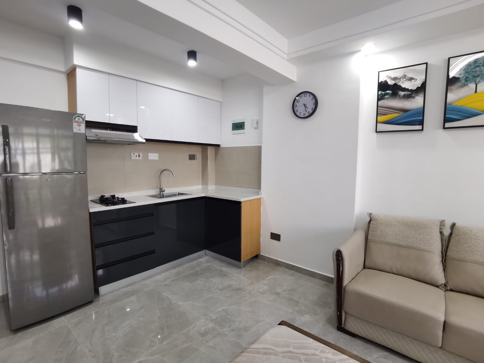 Luxurious three Bedroom apartment in Golden Street Residency