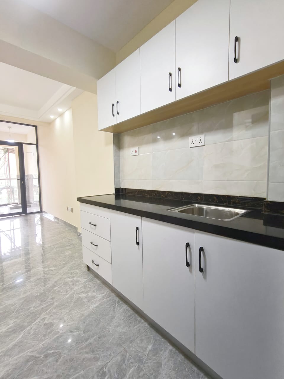 Luxurious three Bedroom apartment - Kindaruma Home  