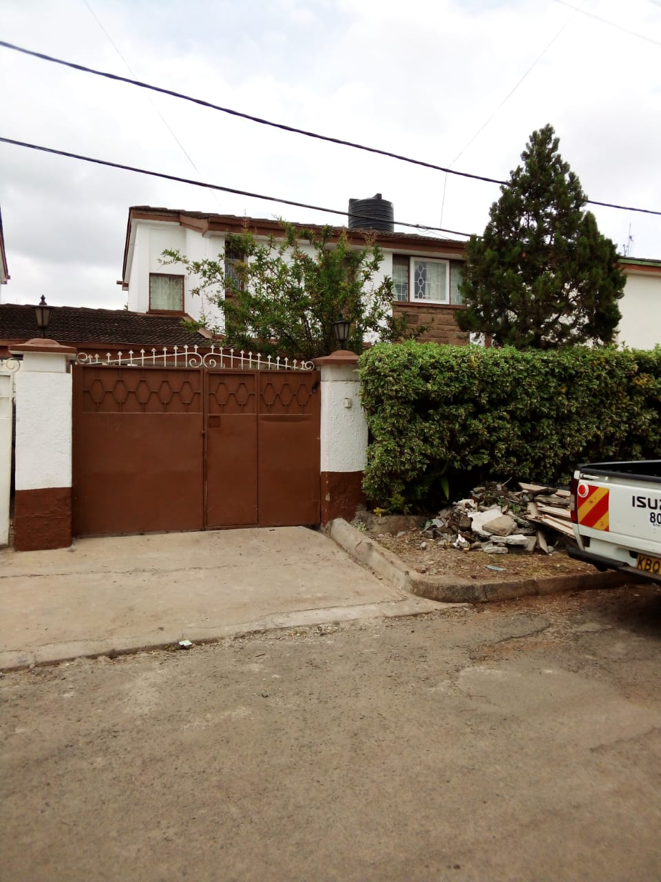 house in Onyonka Southlands, Langata