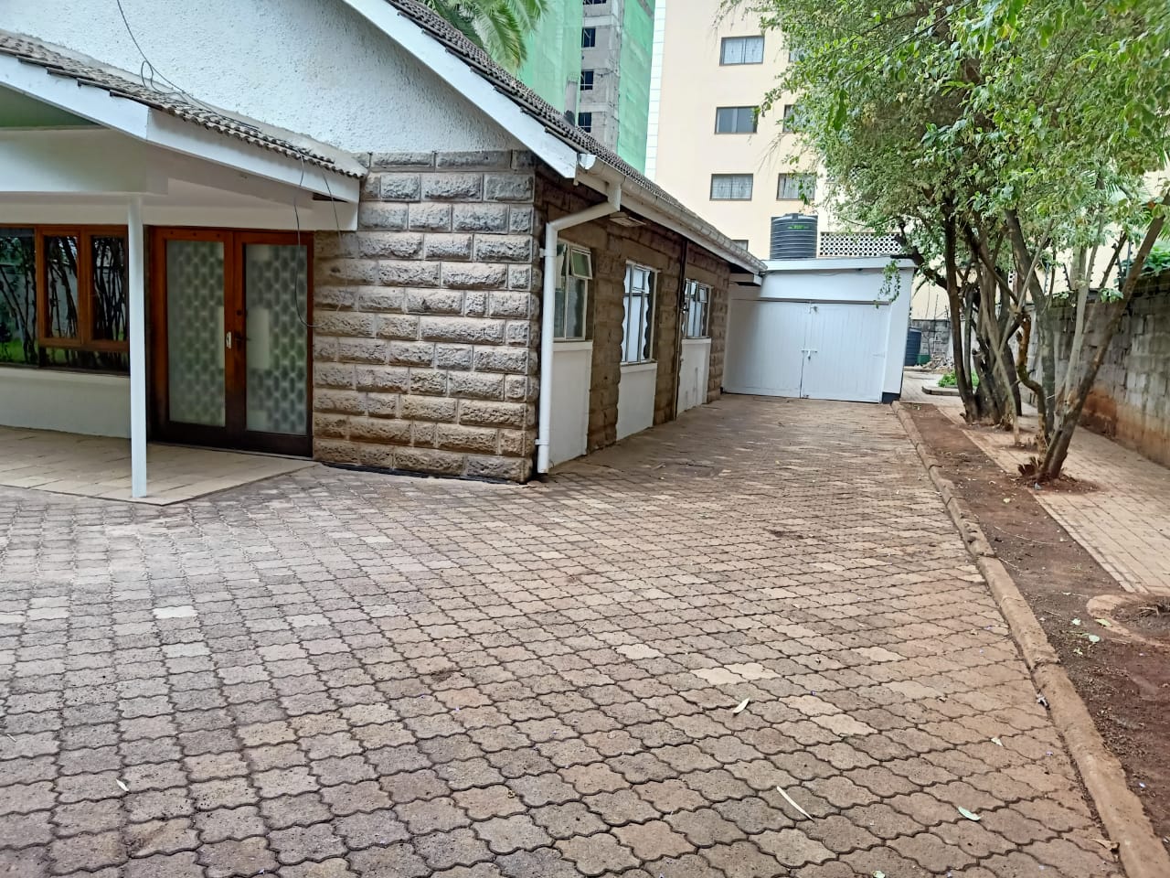 bungalow in Kileleshwa, Nairobi