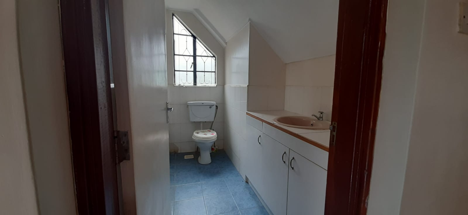 bungalow in Karen, Nairobi