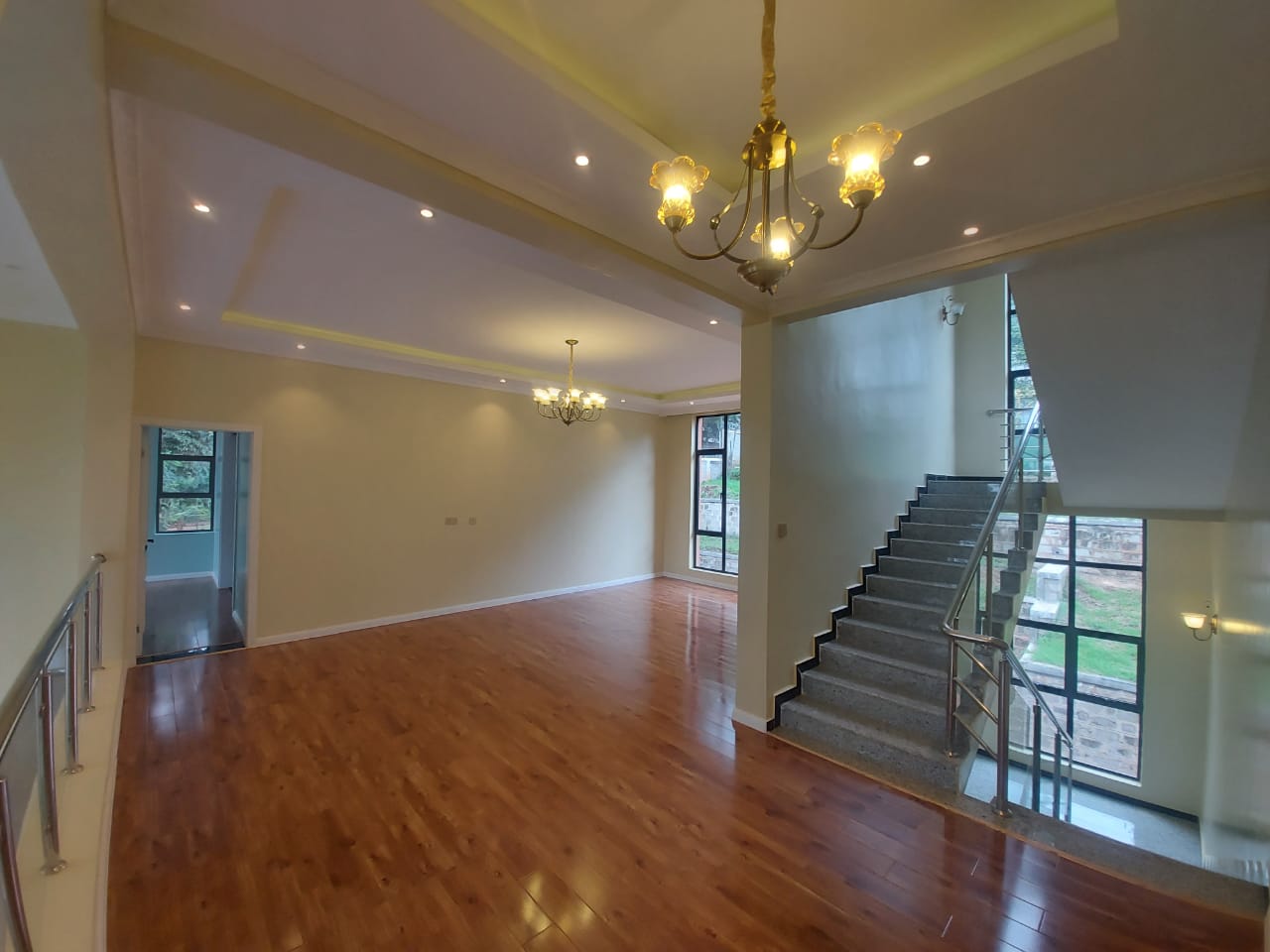 townhouse in Kerarapon
