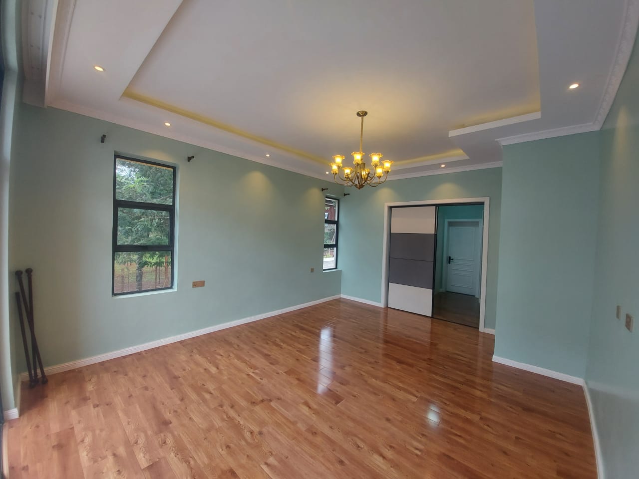 townhouse in Kerarapon