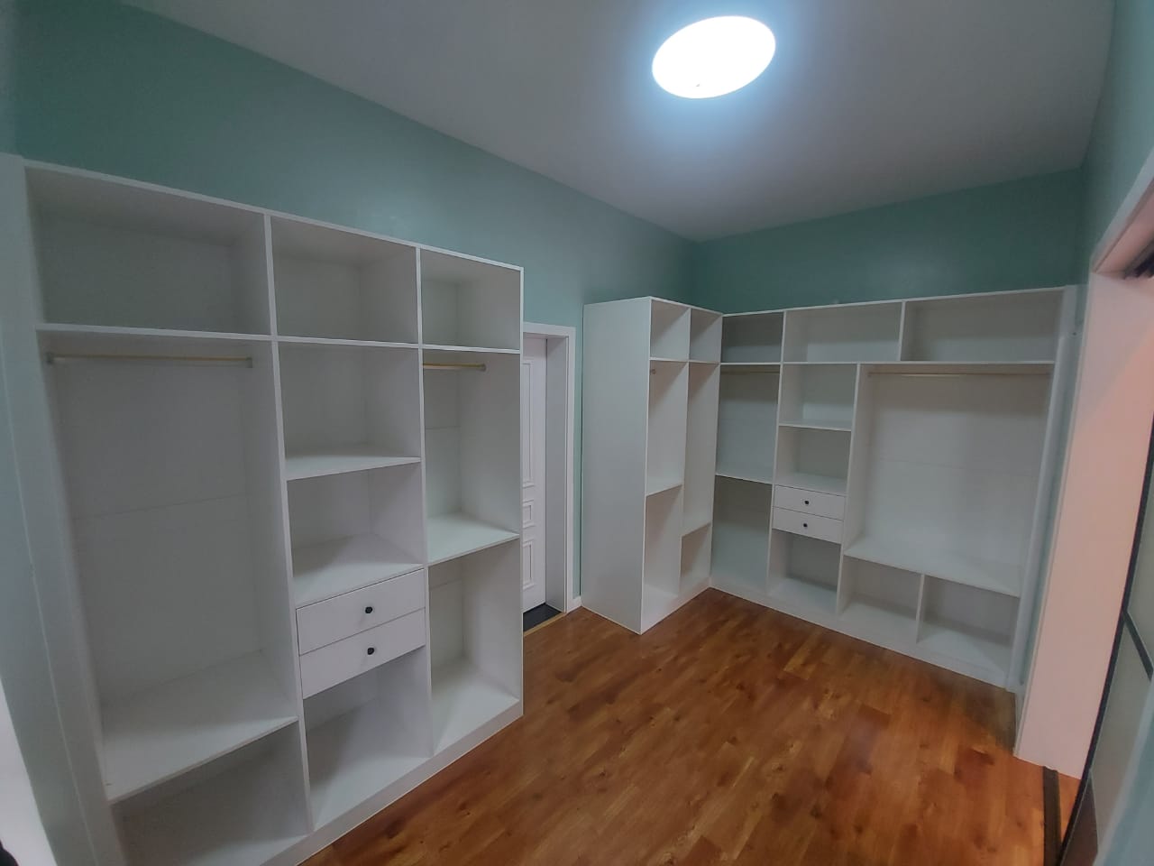 townhouse in Kerarapon