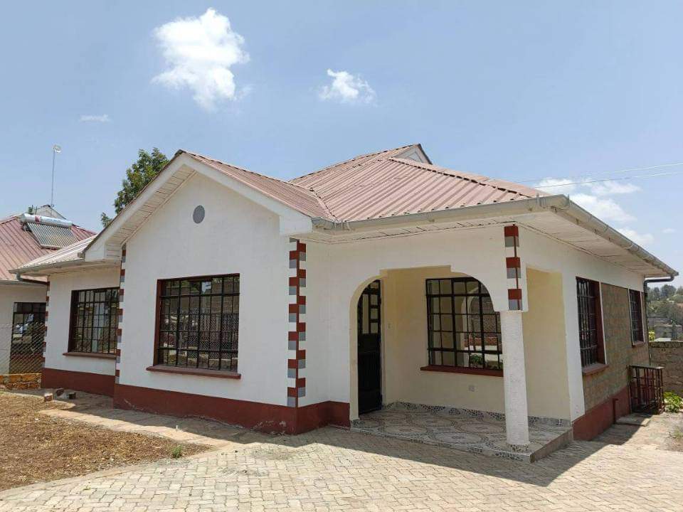 3 Bedroom Bungalow House For Sale In Nairobi , Kenya. 